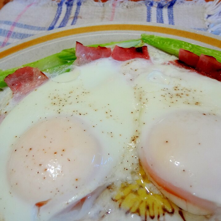 レンジで簡単朝ごはん♪アスパラベーコンエッグ